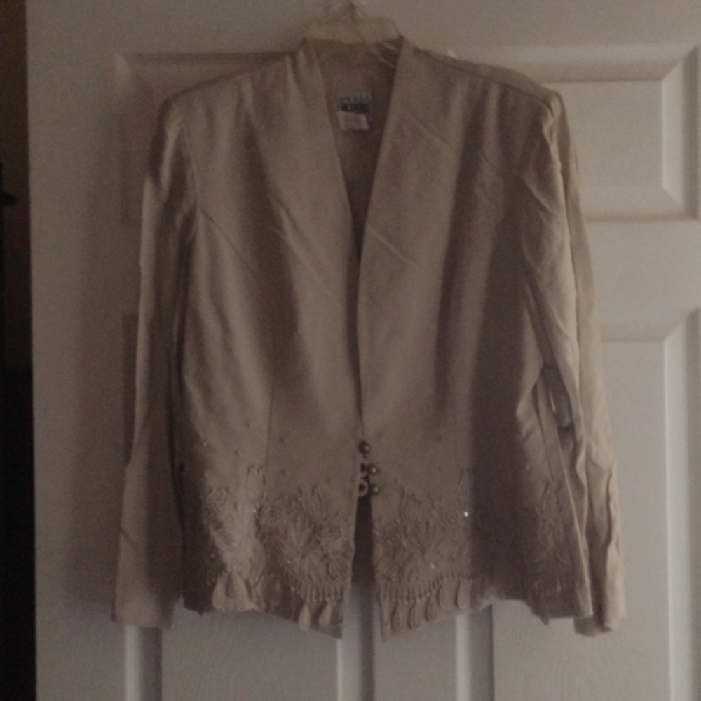 R&M Richards by Karen Kwong, Size 18, Creme Brown